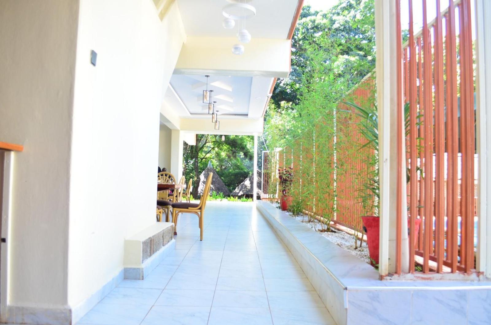 Golf Hotel Kakamega Luaran gambar