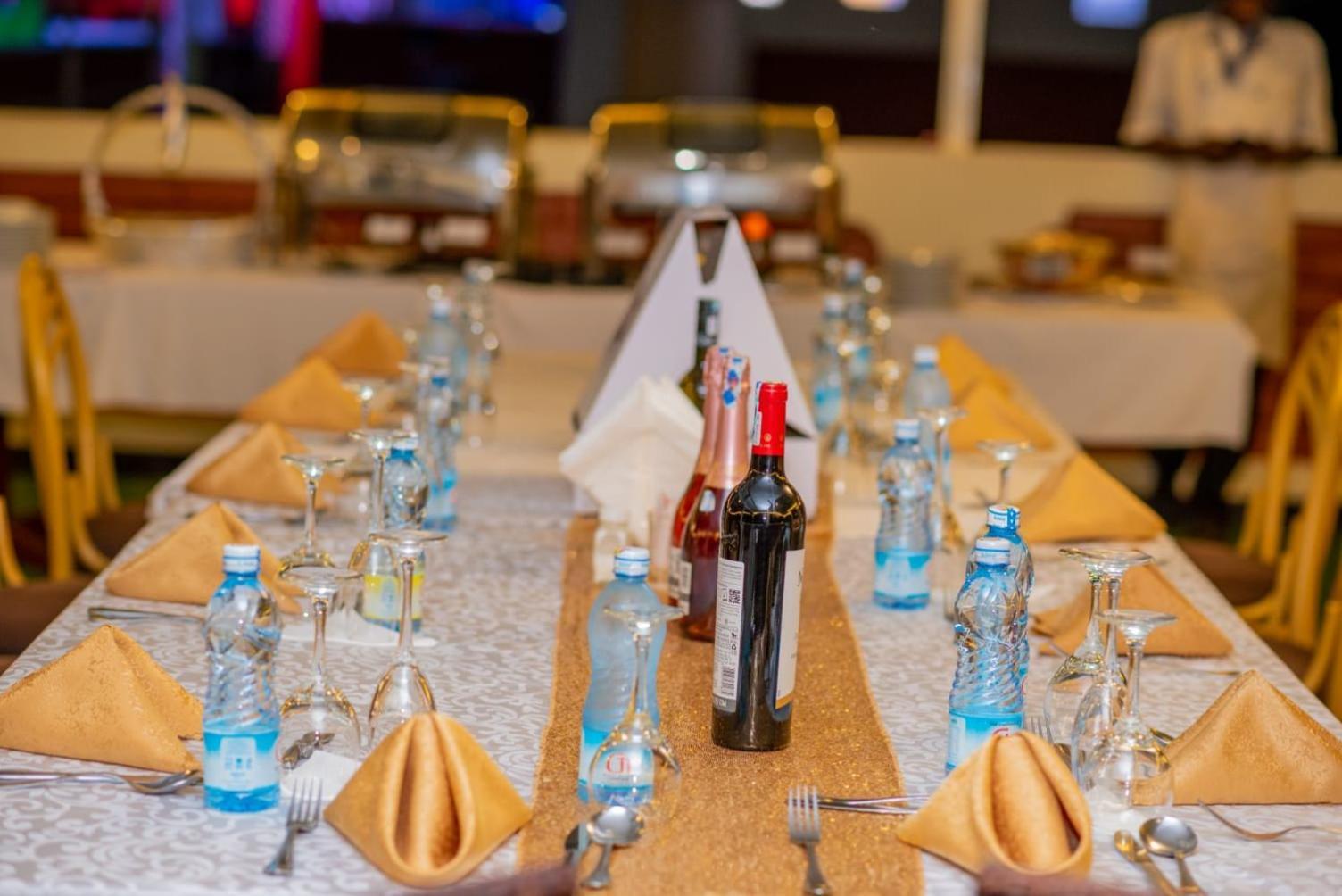 Golf Hotel Kakamega Luaran gambar